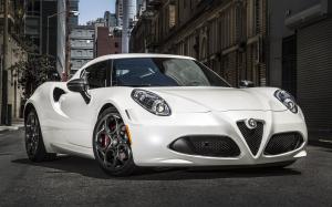 Alfa Romeo 4C Launch Edition 2015 года (NA)
